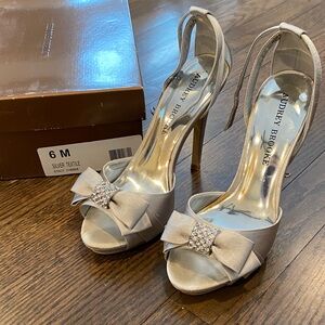 Audrey Brooke Silver Peep-Toe Heels with Bow